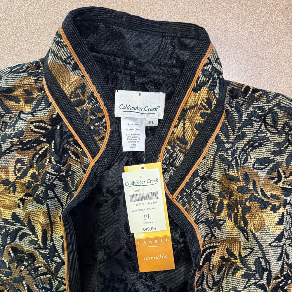 Coldwater Creek Women's Black and Gold Reversible jacket